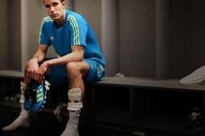 世界杯：电竞领域同步推出“虚拟世界杯赛事” 模拟现实全部32强